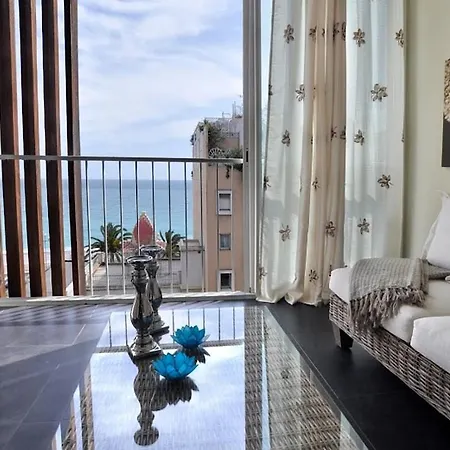 Sunlight - Parisian Bleu - Calm With Sea View *