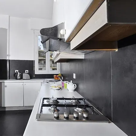 Sunlight - Parisian Bleu - Calm With Sea View Apartment